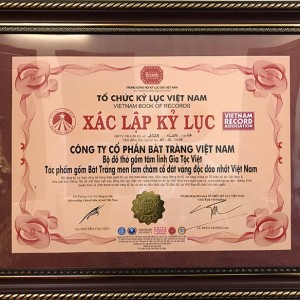Bộ sưu tập Gốm Tâm Linh Việt được xác lập kỷ lục độc đáo nhất Việt Nam